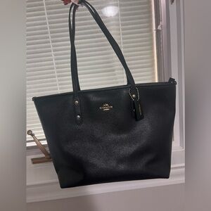 Cute Coach Tote!